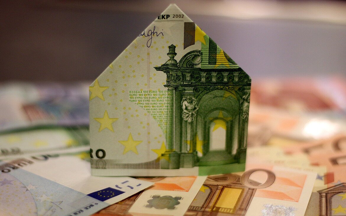 Haus aus Geldschein